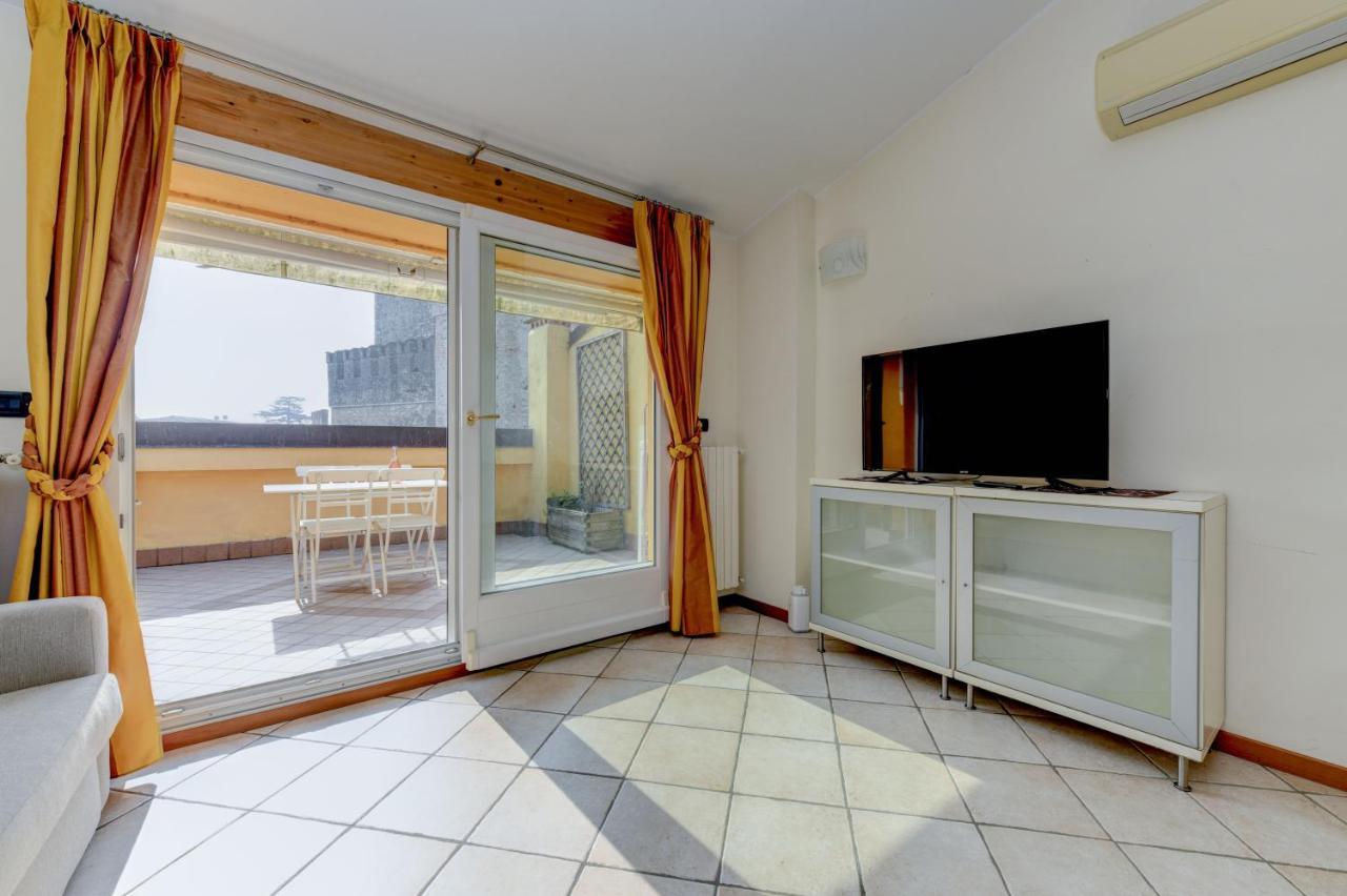 Sunset Apartment Home & Terrace Sirmione Exteriör bild