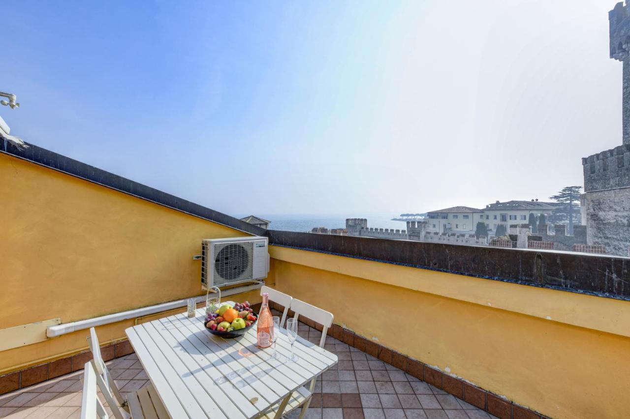 Sunset Apartment Home & Terrace Sirmione Exteriör bild
